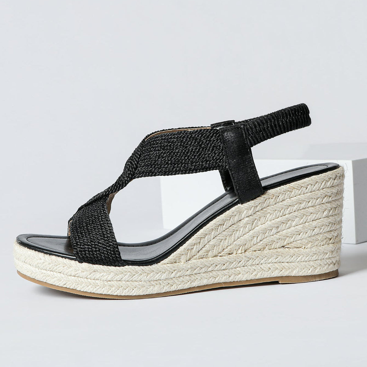 Aroa | sandalias de cuña con trenzado