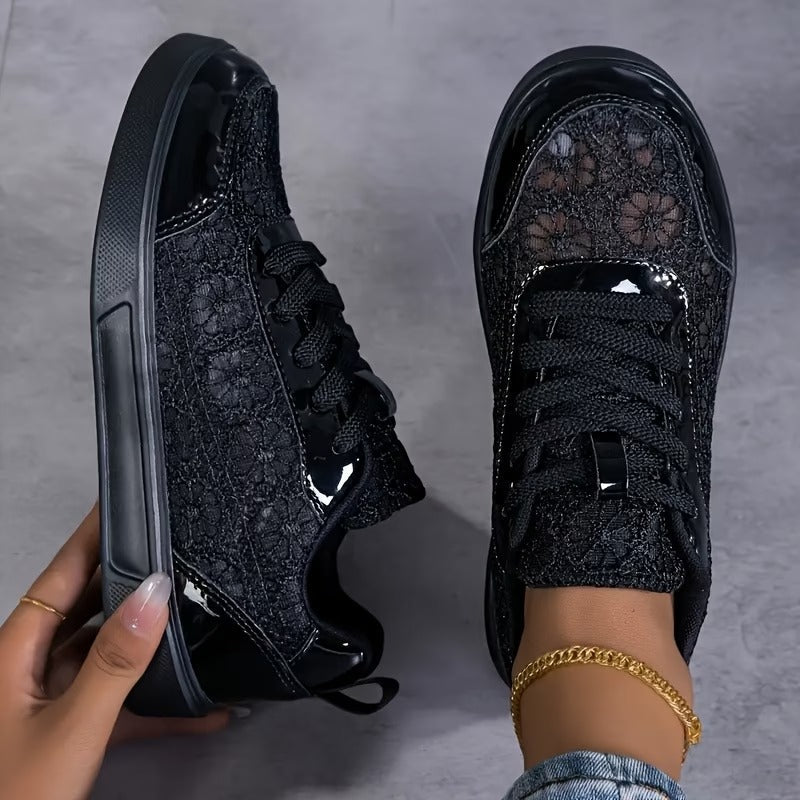 Encaje | Zapatillas de encaje floral
