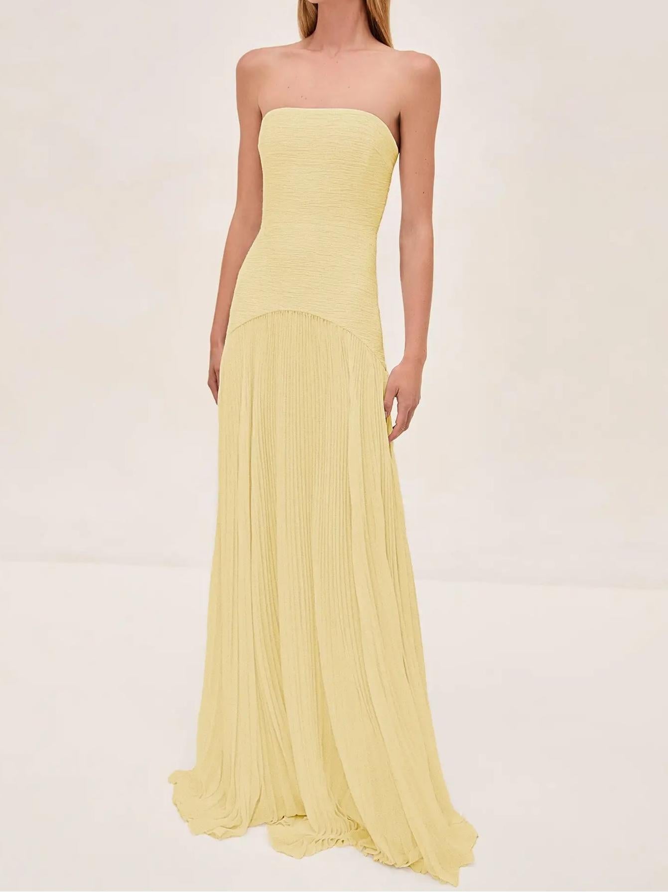 Elviera | Vestido maxi para mujer con pliegues y sin tirantes estilo boda