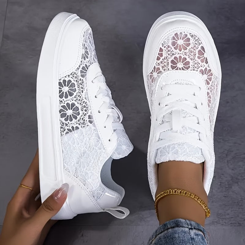 Encaje | Zapatillas de encaje floral