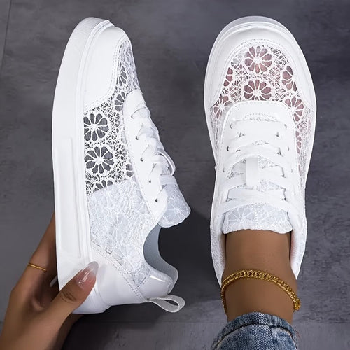 Encaje | Zapatillas de encaje floral
