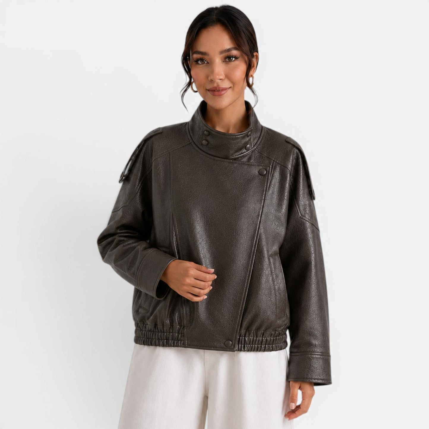 Chaqueta bomber de cuero para mujer