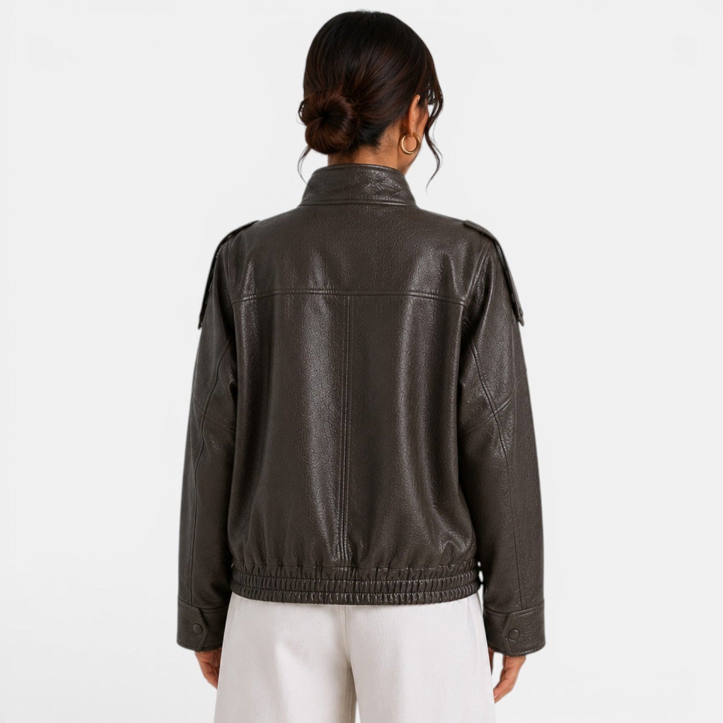 Chaqueta bomber de cuero para mujer