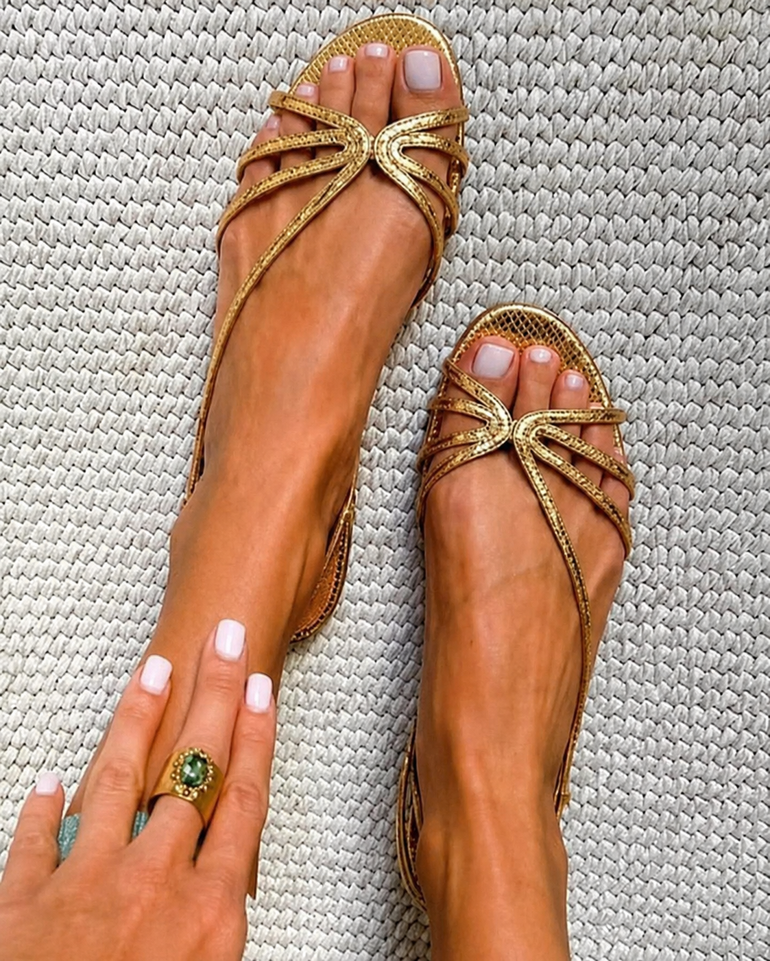 Camille™ | Sandalias Doradas, Elegancia Veraniega