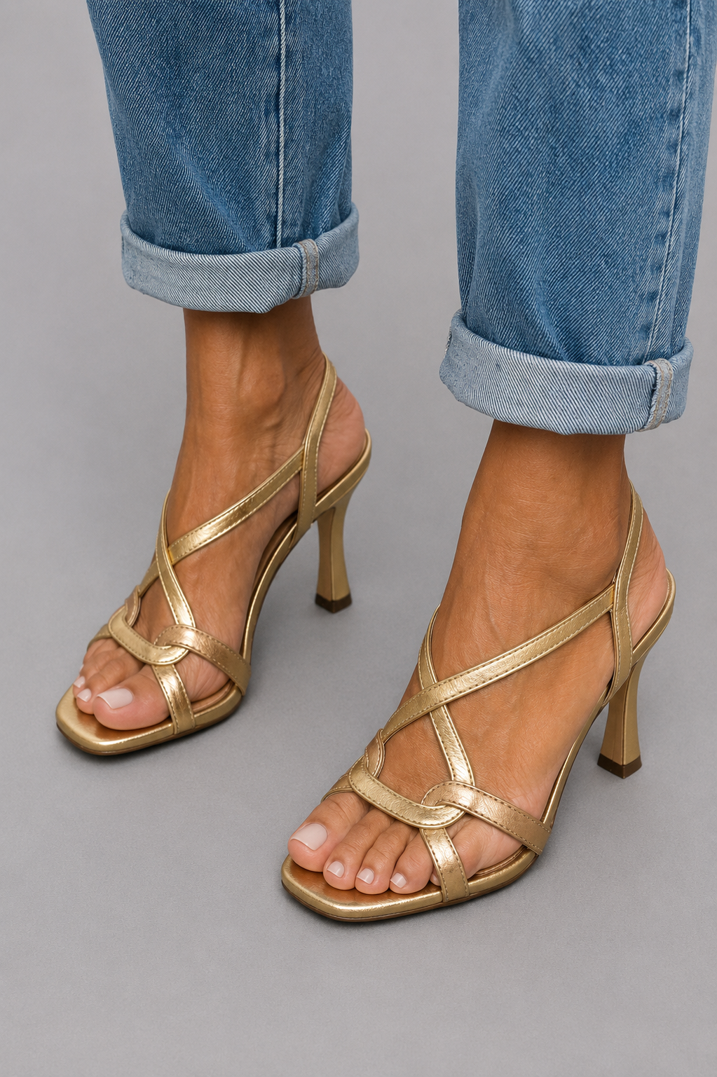 Valeria | Tacones Dorados Elegancia Confort