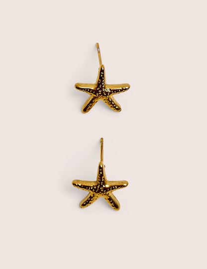 Aretes de estrella de mar mini chapados en oro