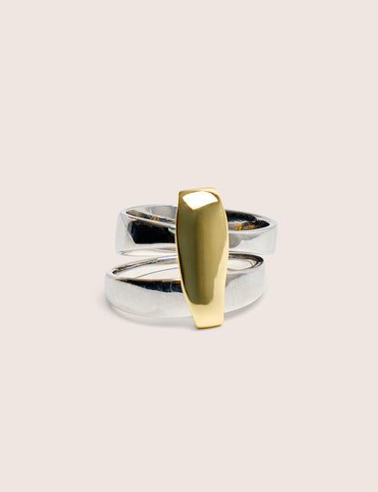 Anillo abstracto de plata y oro
