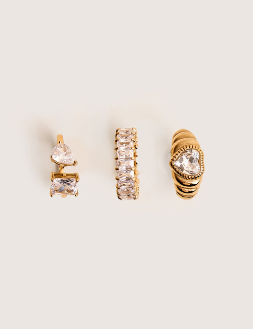 Conjunto de 3 anillos dorados con diamantes