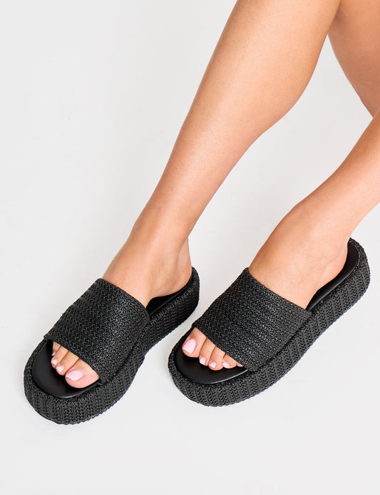 Sandalias de plataforma trenzadas en sangría y negro