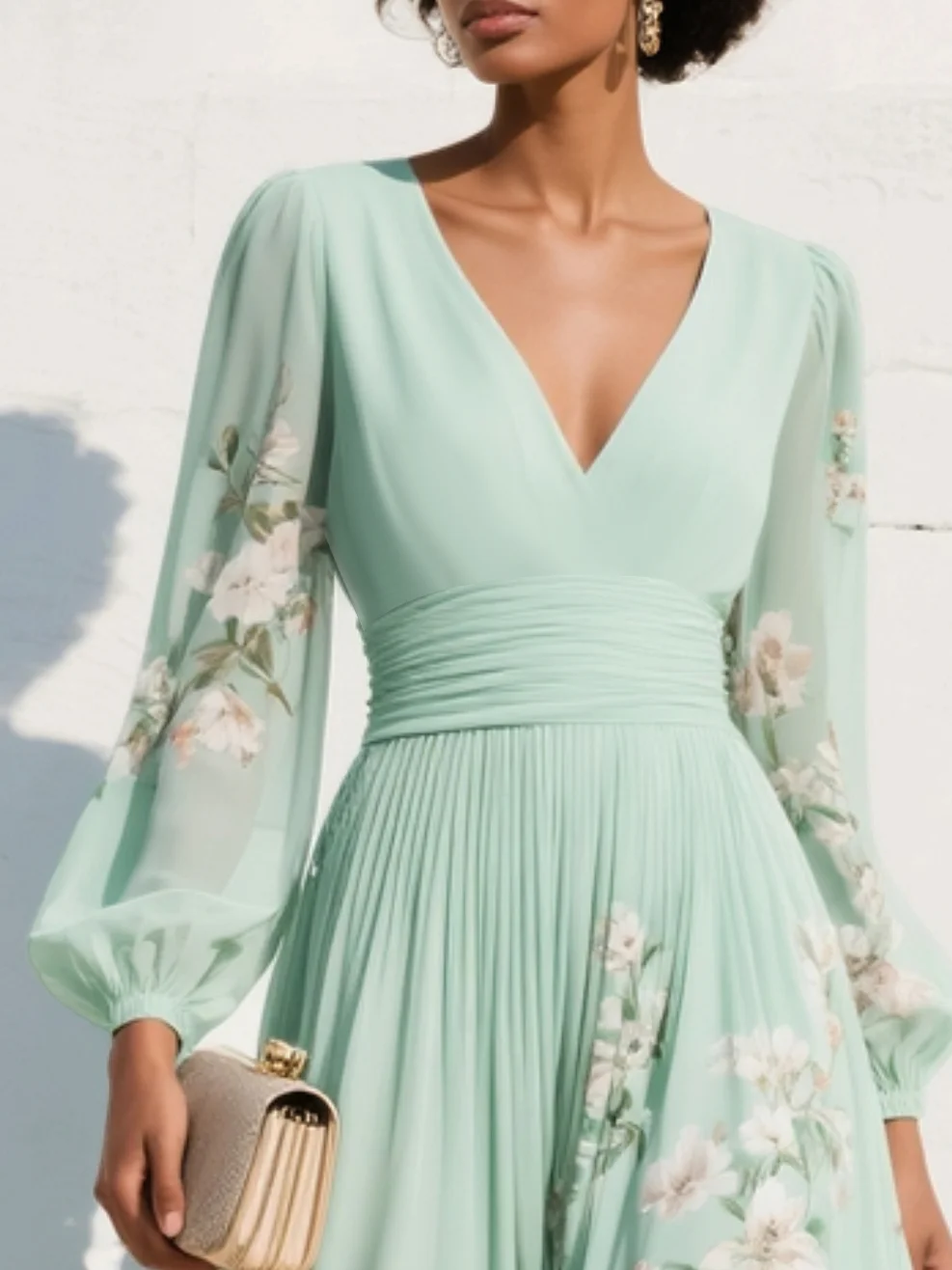 Cisella | Vestido midi verde claro con estampado floral