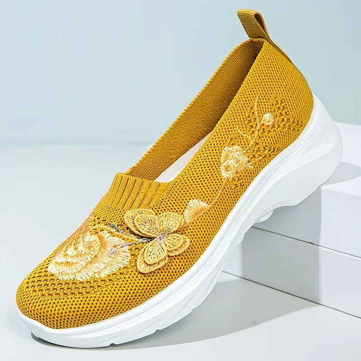 Candela | Zapatillas Slip On de Punto Bordadas Mujer Mariposa