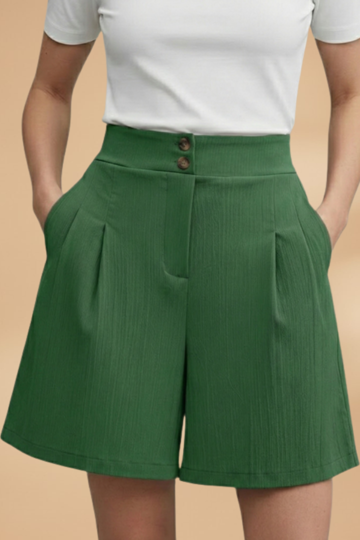 Stephanie | Pantalón corto casual con fila de botones y trabillas para cinturón