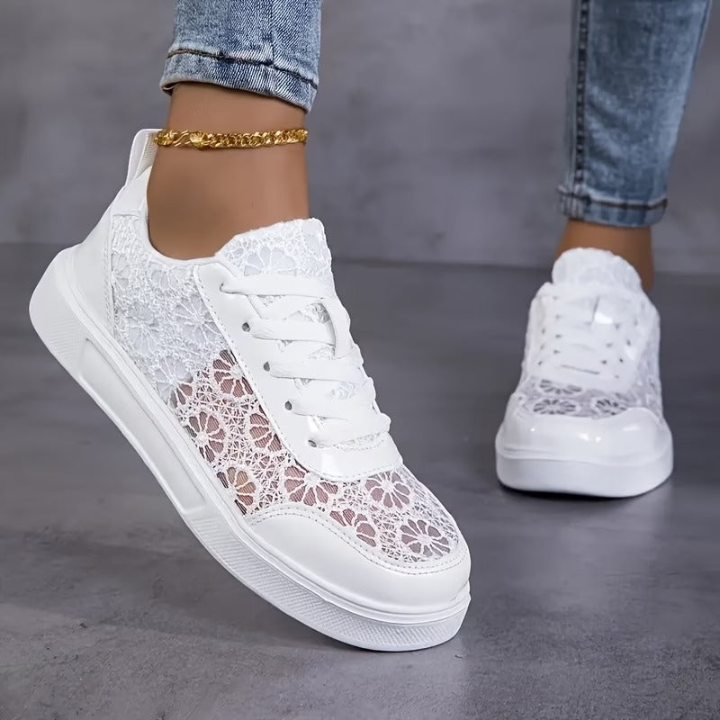 Encaje | Zapatillas de encaje floral
