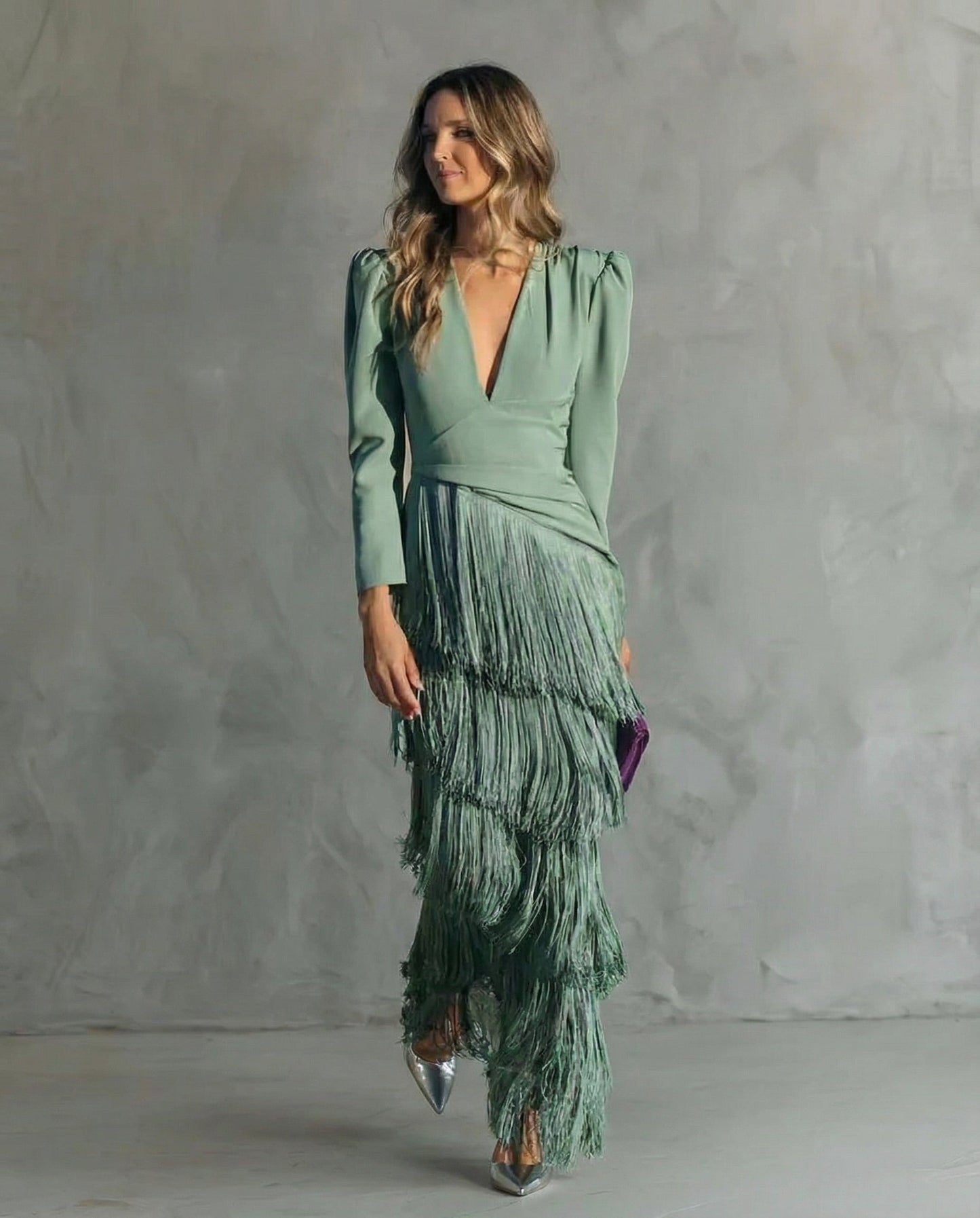 Vestido Mujer Elegante Con Flecos Midi – Estilo Sofisticado y Fluido