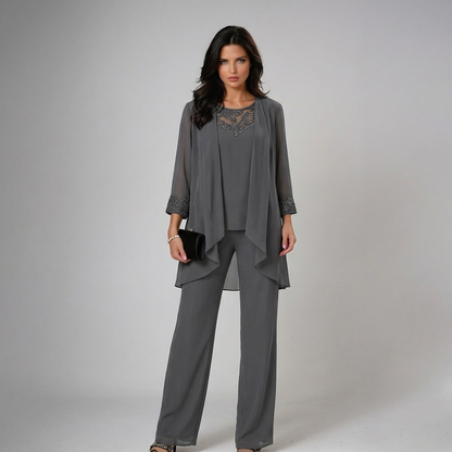 Conjunto mujer elegante de tres piezas con pantalón fluido