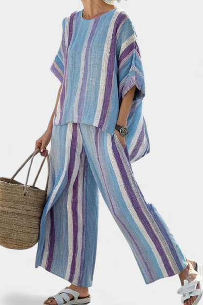 Ginevra — Top elegante en tono malva pastel y pantalones de lino a rayas