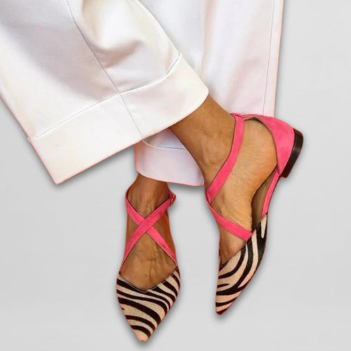 Nuria | Bailarinas con Tiras Cruzadas Estampado Cebra Mujer