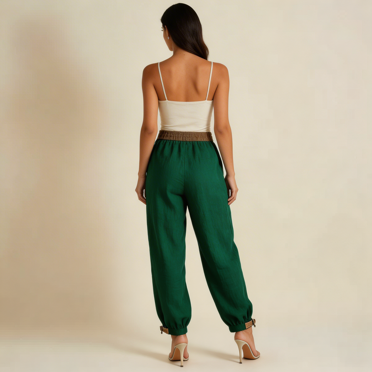 Pantalón de mujer con cintura elástica, cordón ajustable, pernera estrecha y puños fruncidos
