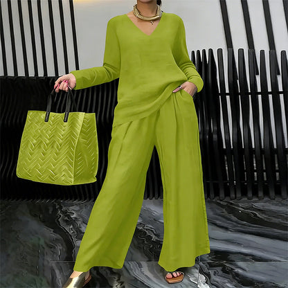 Conjunto mujer fluido con escote en V y pantalón ancho elegante