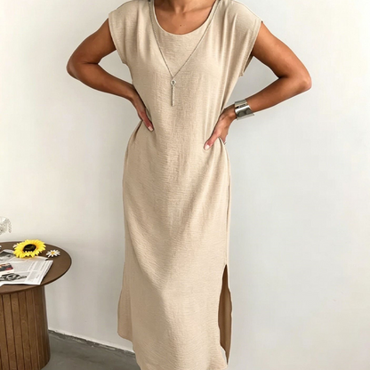 Vestido midi de mujer sin mangas con abertura lateral