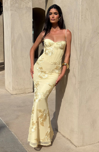 Elora | Vestido maxi para mujer con flores bordadas estilo boda